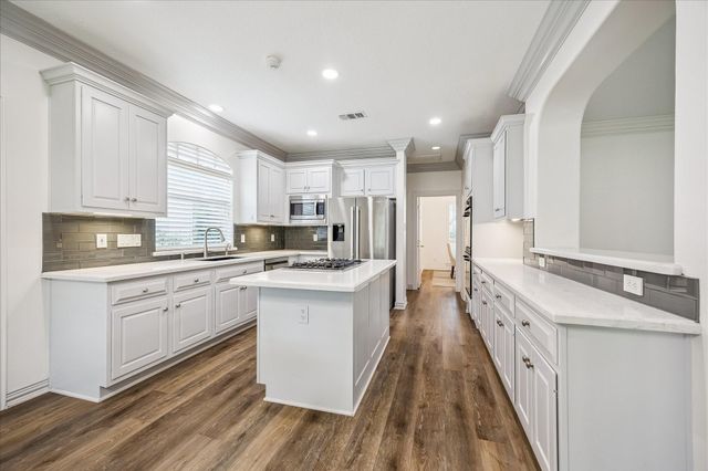 14211 Quiet Bluff Lane, Houston, TX 77077