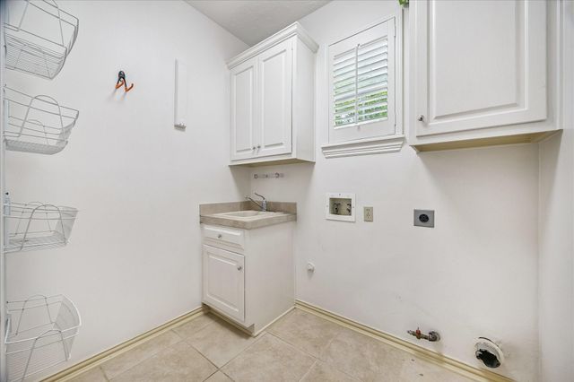 14211 Quiet Bluff Lane, Houston, TX 77077