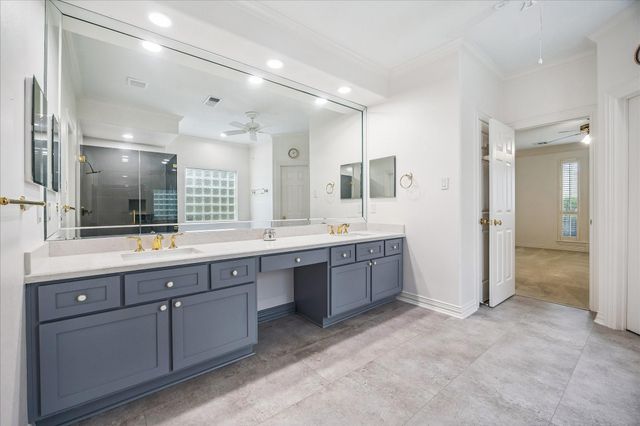 14211 Quiet Bluff Lane, Houston, TX 77077