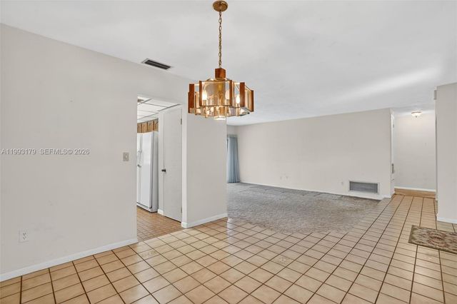 10753 SW 118th St, Miami, FL 33176