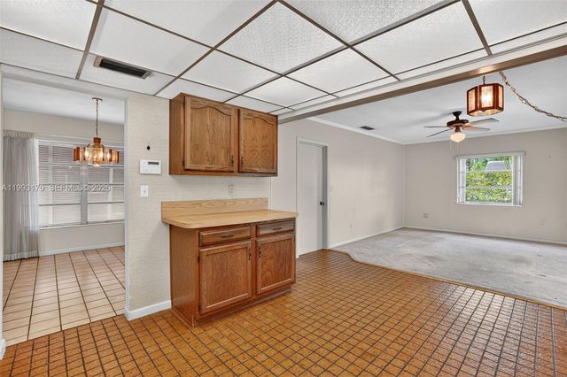 10753 SW 118th St, Miami, FL 33176