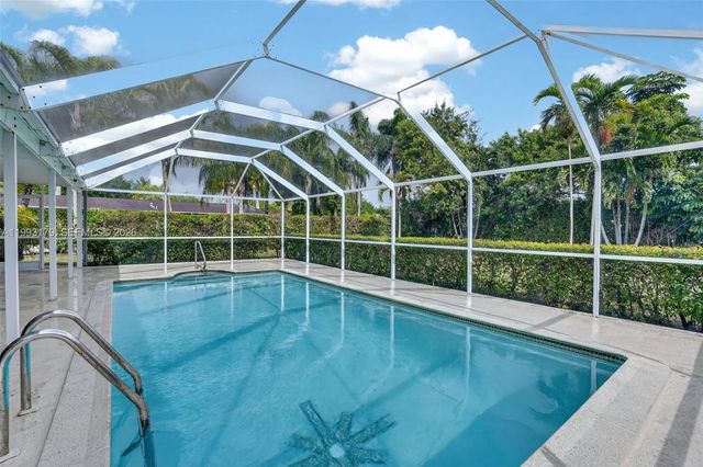 10753 SW 118th St, Miami, FL 33176