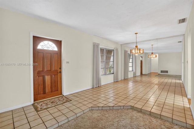 10753 SW 118th St, Miami, FL 33176