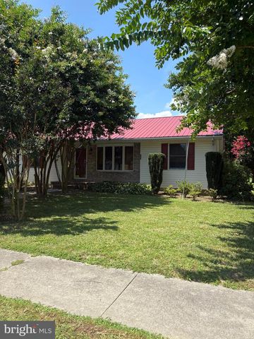 956 JANEKA LN, Dover, DE 19904