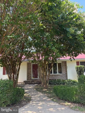956 JANEKA LN, Dover, DE 19904
