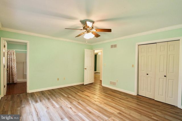 956 JANEKA LN, Dover, DE 19904