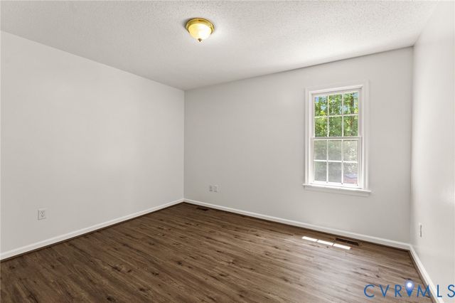 16061 Lebanon Rd, Prince George, VA 23881