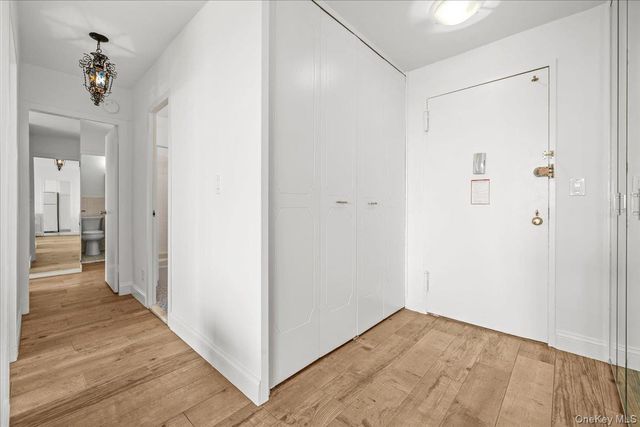 555 Kappock Street 24T, Bronx, NY 10463