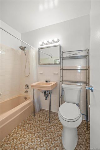 555 Kappock Street 24T, Bronx, NY 10463
