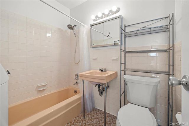 555 Kappock Street 24T, Bronx, NY 10463