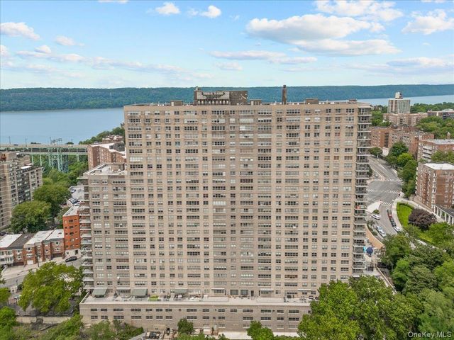 555 Kappock Street 24T, Bronx, NY 10463