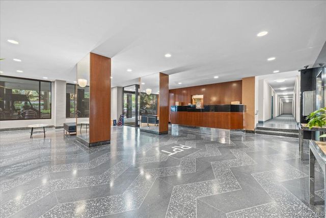 555 Kappock Street 24T, Bronx, NY 10463