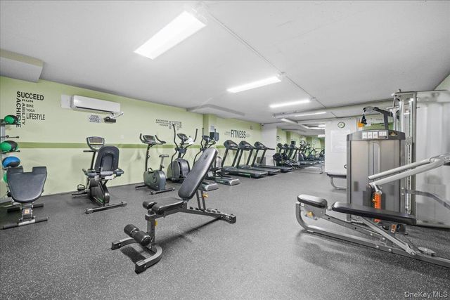 555 Kappock Street 24T, Bronx, NY 10463