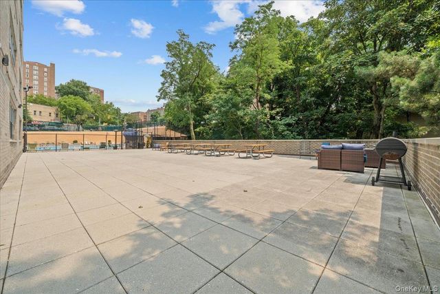555 Kappock Street 24T, Bronx, NY 10463