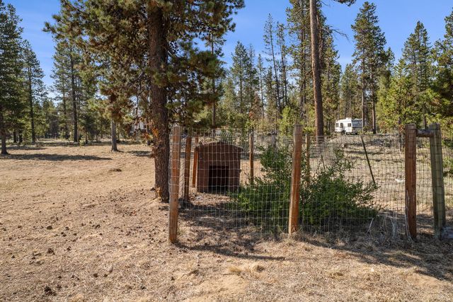 52685 Doe Lane, La Pine, OR 97739