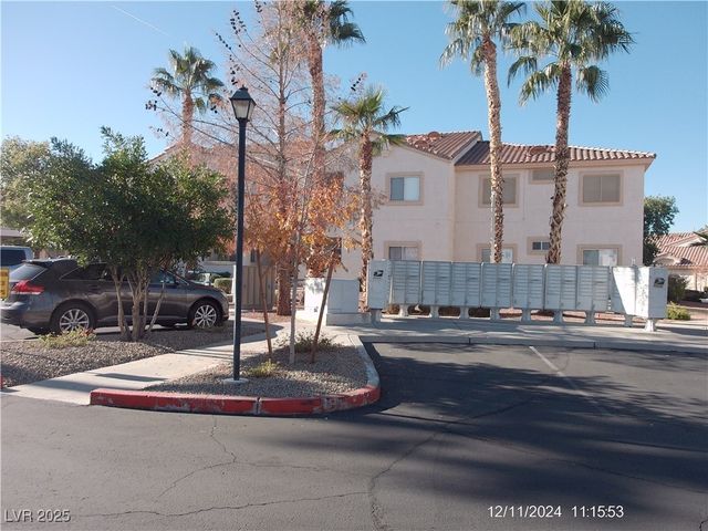 855 North STEPHANIE Street 2526, Henderson, NV 89014