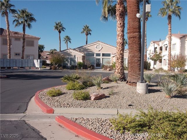 855 North STEPHANIE Street 2526, Henderson, NV 89014