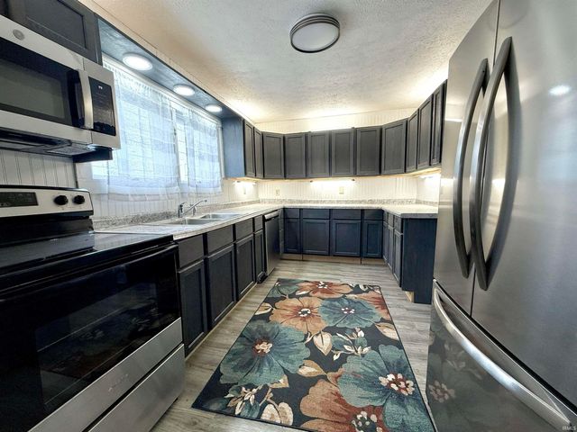 233 E Commerce Street, Dunkirk, IN 47336