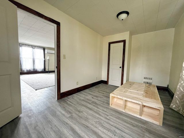 233 E Commerce Street, Dunkirk, IN 47336