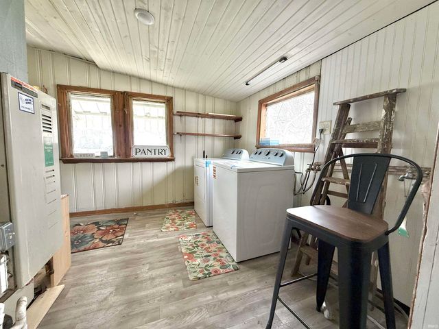 233 E Commerce Street, Dunkirk, IN 47336