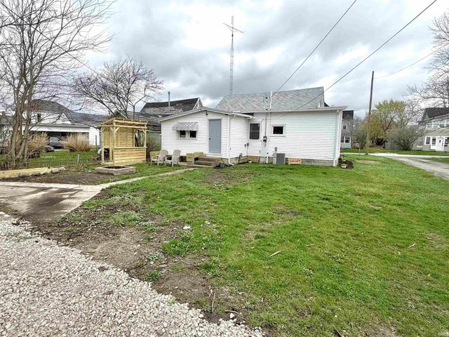 233 E Commerce Street, Dunkirk, IN 47336