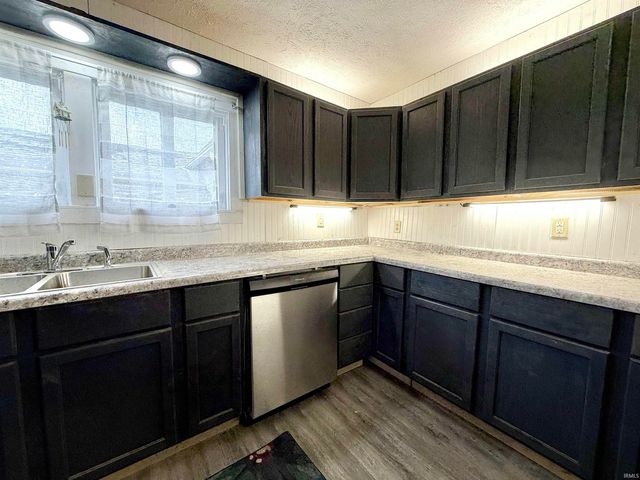 233 E Commerce Street, Dunkirk, IN 47336