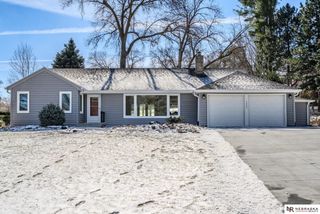 7805 Pierce Circle, Omaha, NE 68124