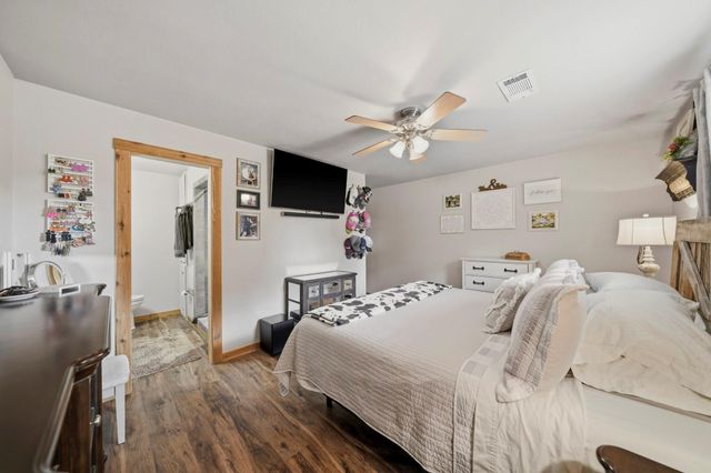 2608 Lazy Bend Street, Pearland, TX 77581