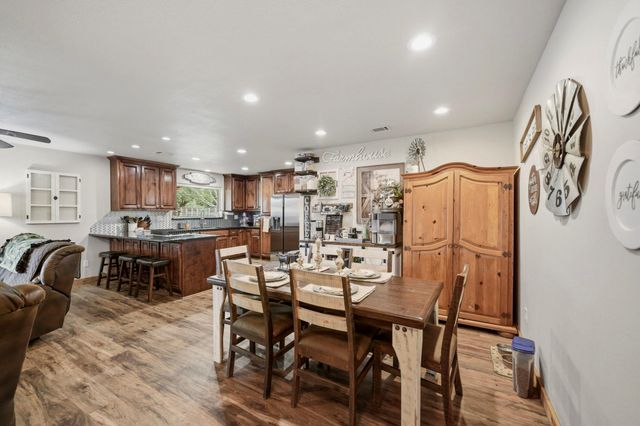 2608 Lazy Bend Street, Pearland, TX 77581