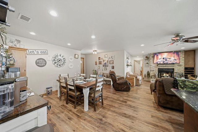 2608 Lazy Bend Street, Pearland, TX 77581