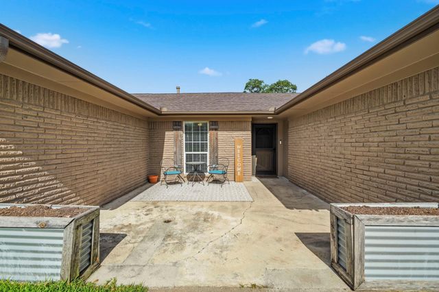 2608 Lazy Bend Street, Pearland, TX 77581