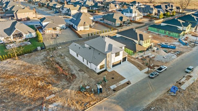 4413 S 88th Street, Bentonville, AR 72713