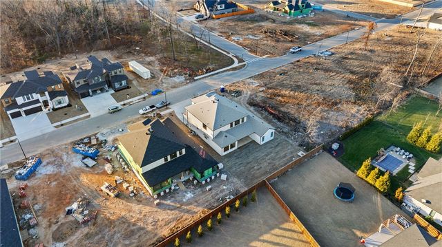 4413 S 88th Street, Bentonville, AR 72713