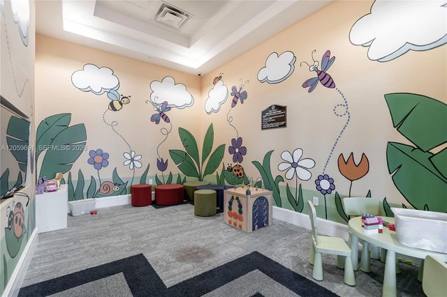 3575 W 97th Street, Hialeah, FL 33018