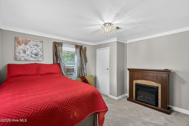 109 E South Street, Kinston, NC 28501