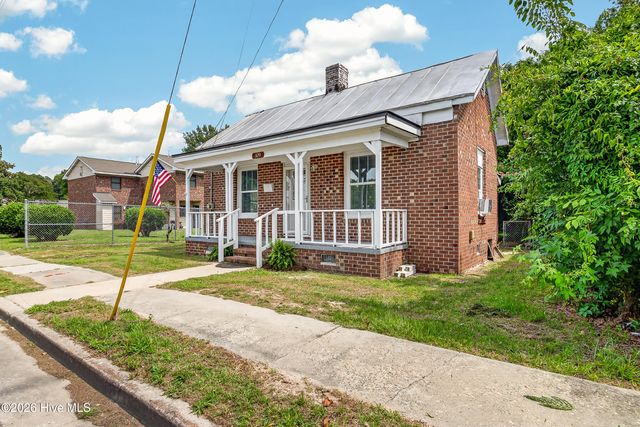 109 E South Street, Kinston, NC 28501