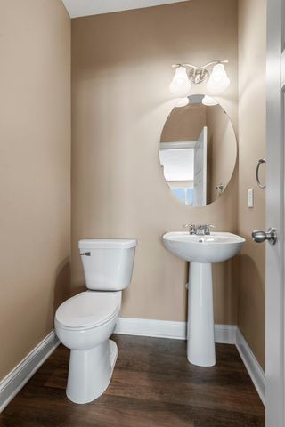 982 Inspiration Parkway N, Bayport, MN 55003