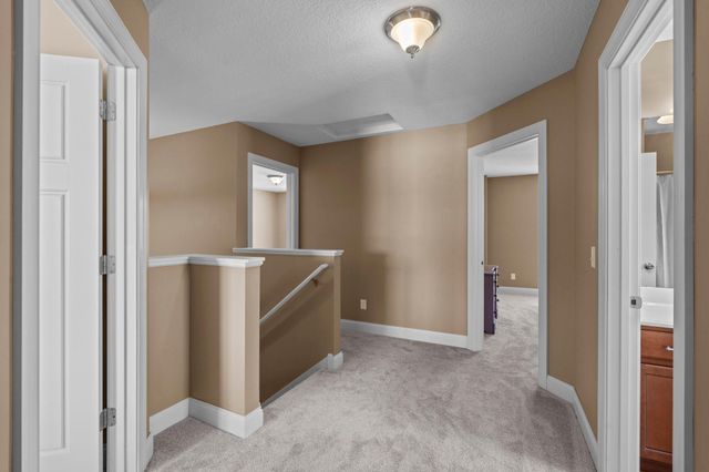 982 Inspiration Parkway N, Bayport, MN 55003