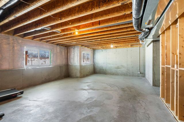 982 Inspiration Parkway N, Bayport, MN 55003