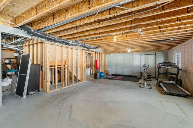 982 Inspiration Parkway N, Bayport, MN 55003