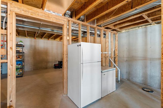 982 Inspiration Parkway N, Bayport, MN 55003