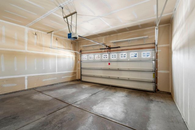 982 Inspiration Parkway N, Bayport, MN 55003