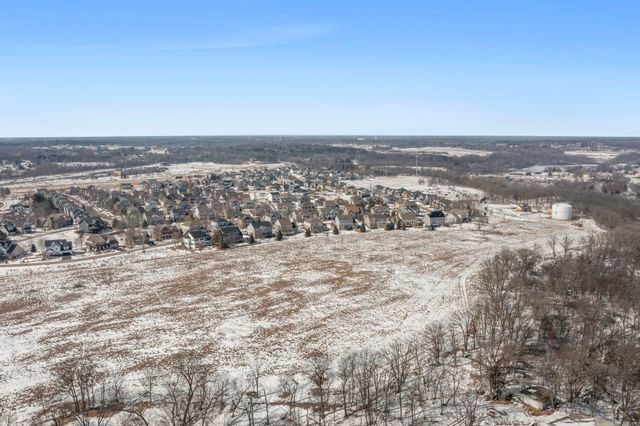 982 Inspiration Parkway N, Bayport, MN 55003