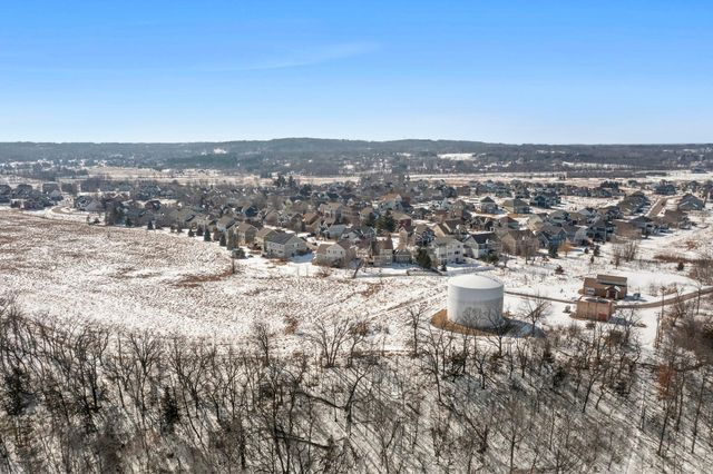 982 Inspiration Parkway N, Bayport, MN 55003