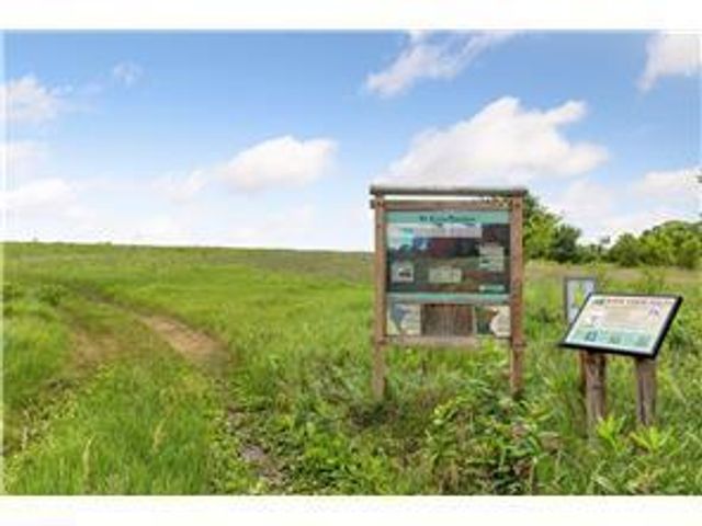 982 Inspiration Parkway N, Bayport, MN 55003