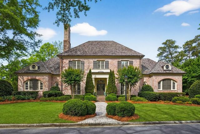 11 Leighton Court, Sandy Springs, GA 30327