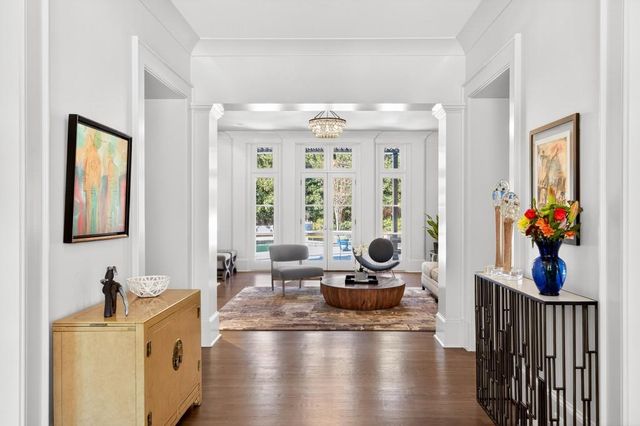 11 Leighton Court, Sandy Springs, GA 30327