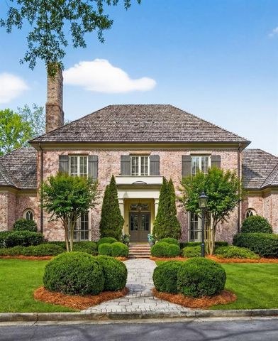 11 Leighton Court, Sandy Springs, GA 30327