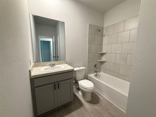 331 Century Farm Drive, Crosby, TX 77532