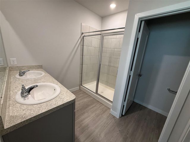 331 Century Farm Drive, Crosby, TX 77532